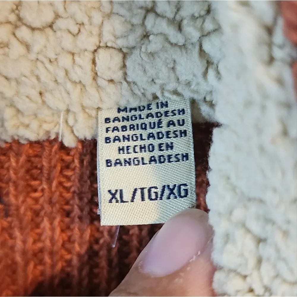 Men's G.H. Bass & Co button-up turtle neck sweater, size XL